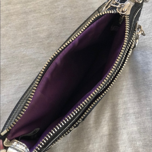 Coach Poppy Pouch - Picture 4 of 5